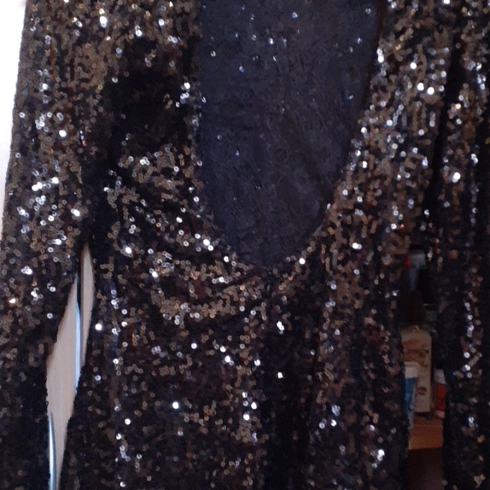 Dress - Picture 2 of 2